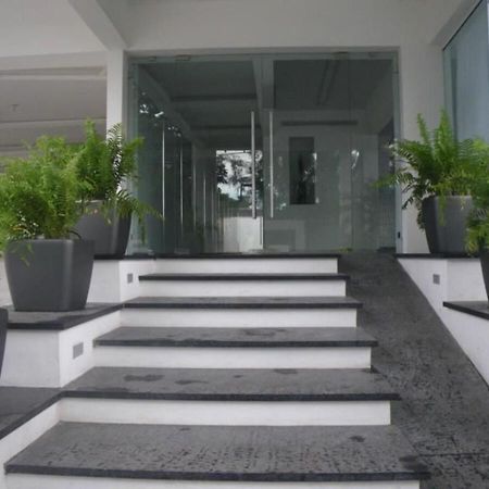 Lincoln Suite Pool - Gym - Sauna Santo Domingo Eksteriør bilde